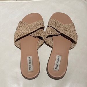 Steve Madden Beige Braided Sandals. Sz 8.5